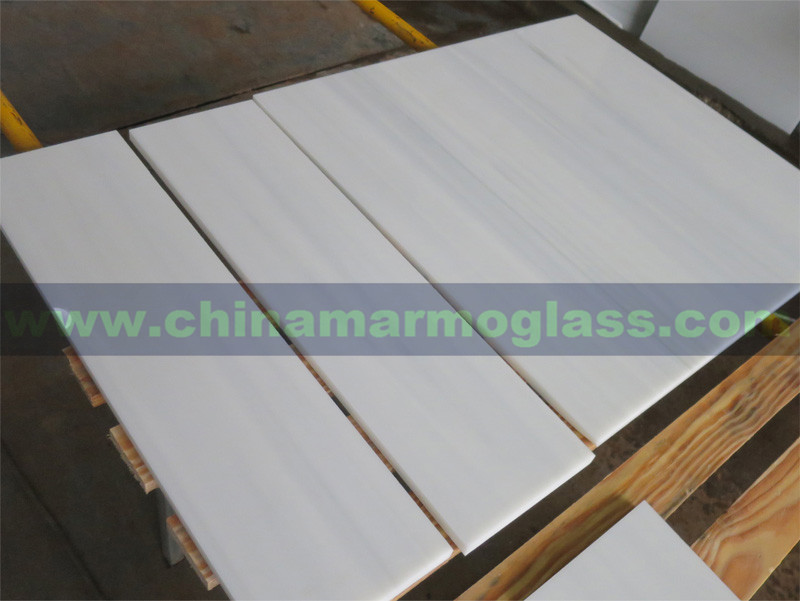 Manufacturer of High quality Wood Vein Nano Glass Slabs