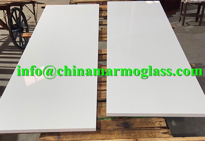 white <a href='https://www.chinananoglass.com/nanoglass'>nano glass</a> slab 180X60X3CM