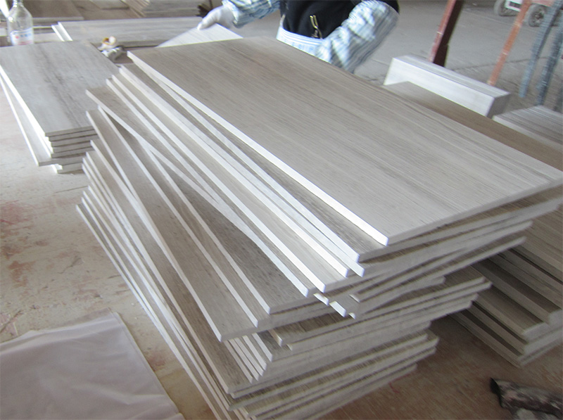 Wood Vein White Marble Tile 